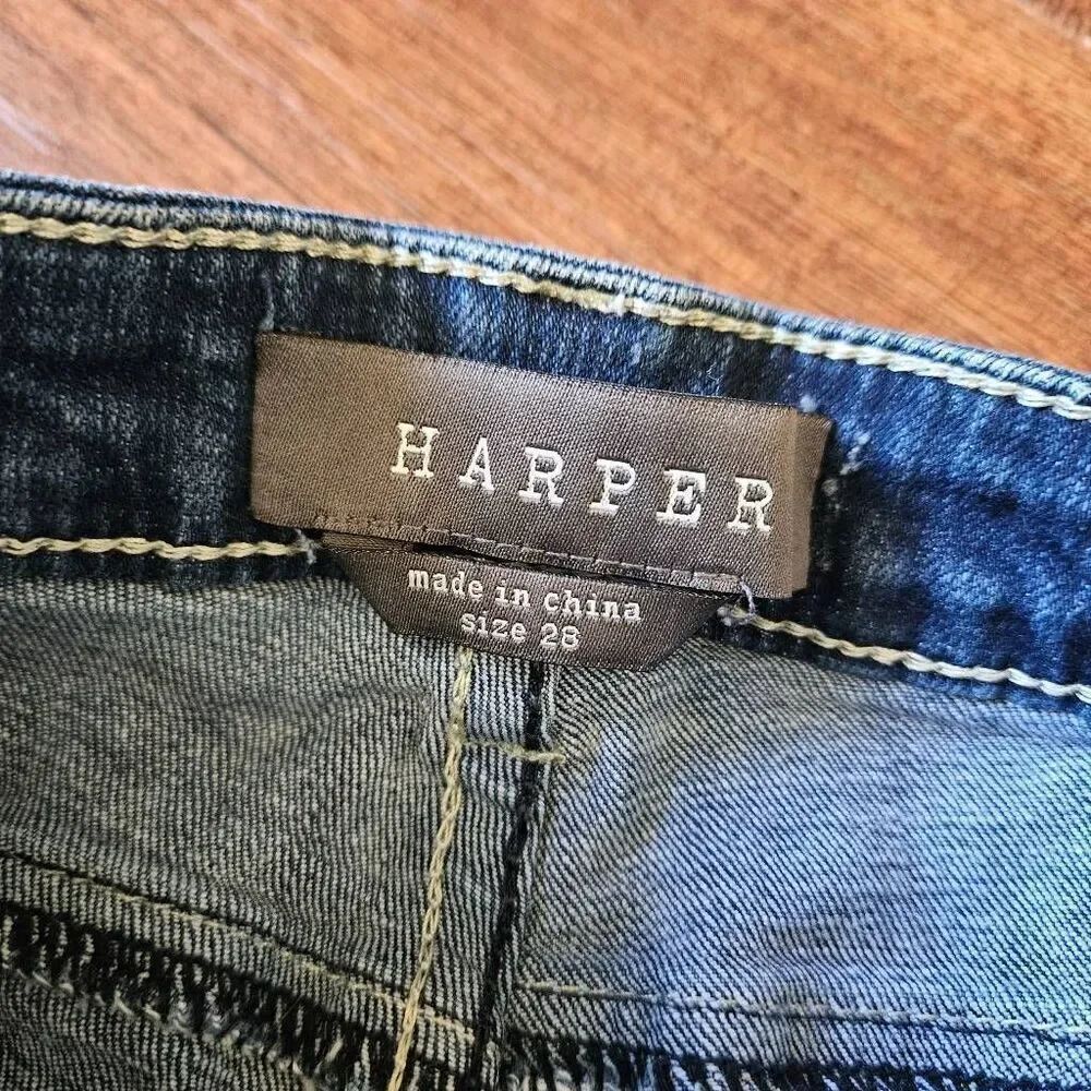 Harper Embroidered Shorts - Picture 5 of 7